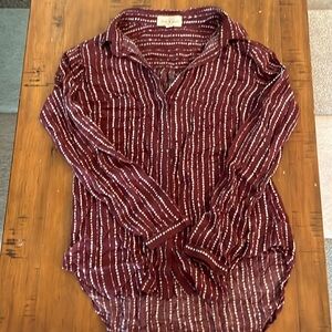 EUC cloth and stone button down long sleeve maroon and white size XS
